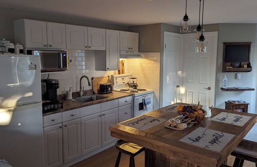 Georgina Apartment | Quiet Country Escape Close To Many Beaches Parks Golf Courses a cyclist favorite
