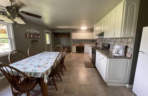 Joplin Other | Quiet Country Getaway .