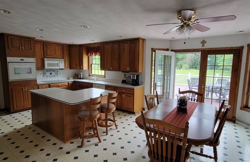 Larsen House | Quiet Country Home on 10 acers of land, located only 23 miles from EAA grounds.