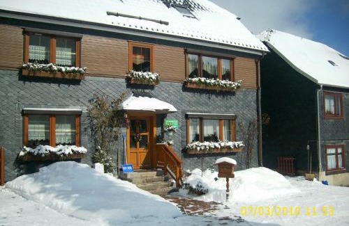 Deesbach Apartment | Quiet Couples Apartment