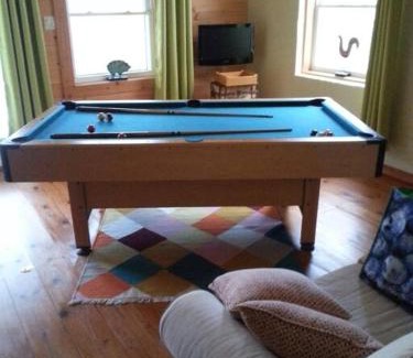 Val-des-Lacs Ski Chalet | Quiet, cozy and comfortable chalet