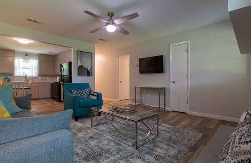 Georgetown House | Quiet & Cozy in Georgetown, TX-Pets-Long Stays-Office