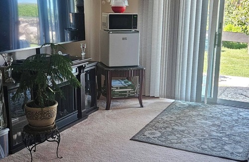 West Fargo House | Quiet,cozy, nice host-2-bedroom home in awesome West Fargo with WiFi, AC