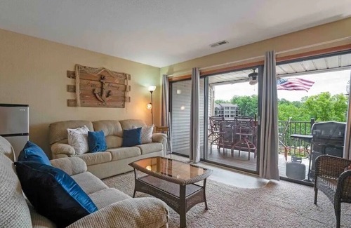 Lake Ozark Condo | Quiet & Cozy Waterfront Condo at the Lake of the Ozarks!