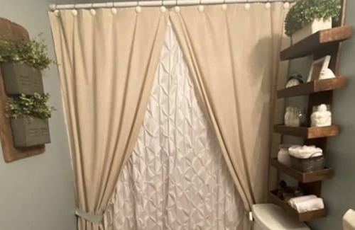 Durant House | Quiet Cul De Sac Home near Casino and College
