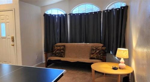 Desert View Village House | Quiet desert getaway with ping-pong, BBQ, citrus
