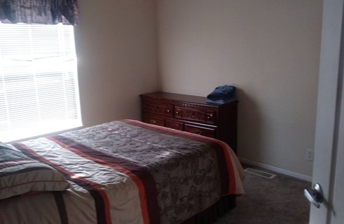 Tonopah House | Quiet desert ranch perfect for relaxing, hiking, and enjoing sunsets and sunrise