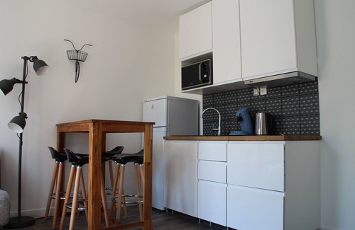 La Pie Apartment | Quiet duplex in the suburbs near Paris