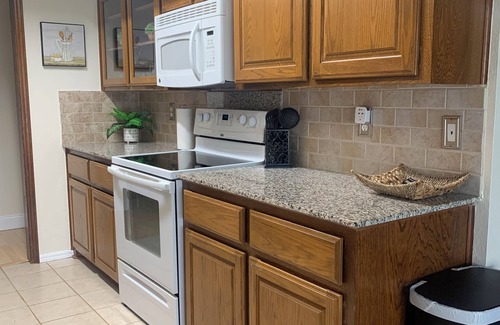 Lawton House | Quiet Family Friendly