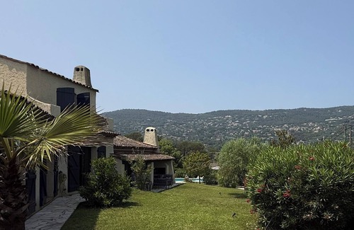 Peymeinade House | Quiet family home with swimming pool 20 minutes from Cannes.