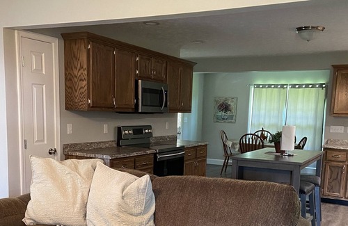 Monticello House | Quiet, farm-like setting near Carter Dock launch