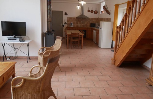 Ouzouer-sur-Trezee Cottage | Quiet forest cottage near Gien, 3 bedrooms and 2 baths
