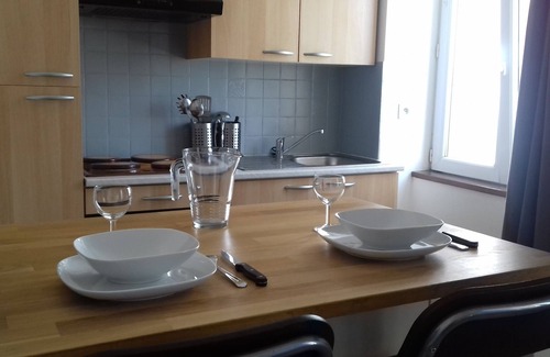 Carantec Apartment | Quiet fully equipped studio in the heart of Carantec