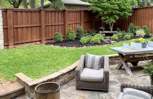 Westlake House | Quiet gated villa, close to major employers & many dining options.