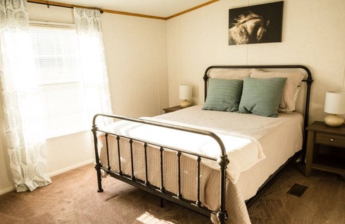 Elizabethtown House | Quiet Guest House Near Hershey