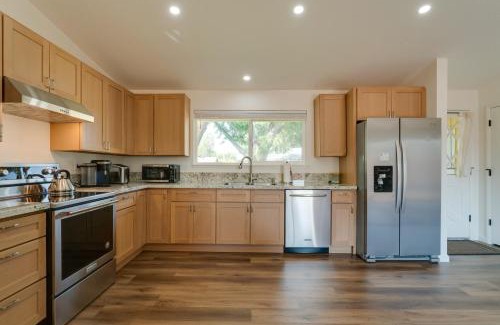 Sparks House | Quiet Home with Yard 2 Mi to Mall and Sparks Marina!