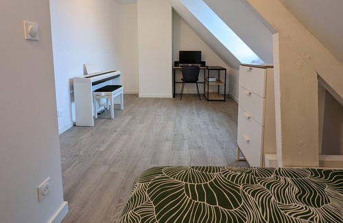 Evreux House | Quiet house overlooking the town of Evreux