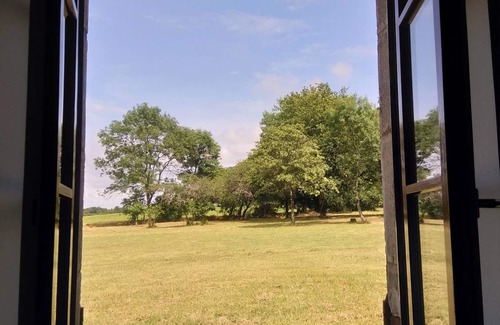Arthon Cottage | Quiet house with large garden in Berry, near Châteauroux