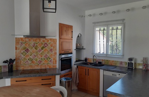 Aramon House | Quiet house with pool near AVIGNON and SAINT REMY DE PROVENCE