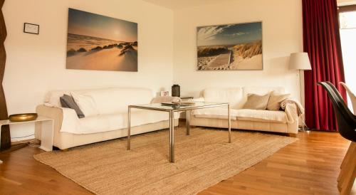 Bergisch Gladbach House | Quiet Nature Near Cologne 1