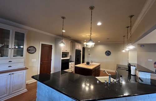 Boerne House | Quiet Oaks Hill Country RetreatnRelaxing hill country getaway in town!