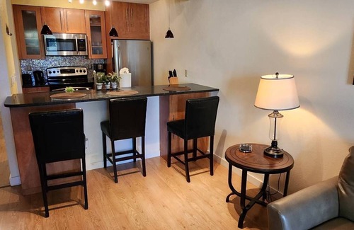 Noble Park Condo | Quiet one bed in Boulder!