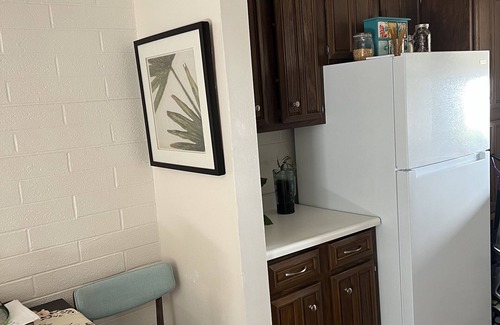 Green Valley House | Quiet peaceful end unit