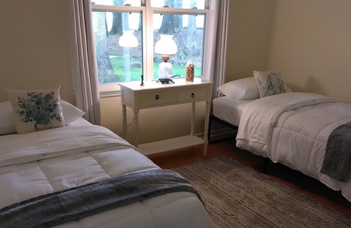 Inman Cottage | Quiet Quaint Cottage