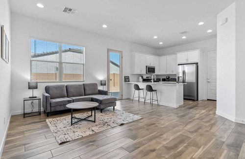 Laveen Village Apartment | Quiet Quarter in Laveen Village