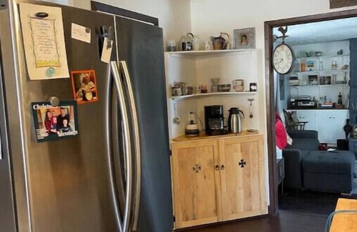 Lincoln House | Quiet ranch-style home in Lincoln, NE