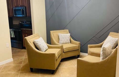 Cypress Lake Condo | Quiet & relaxing like new condo close to Sanibel 10min and Ft Myers Beach 15min