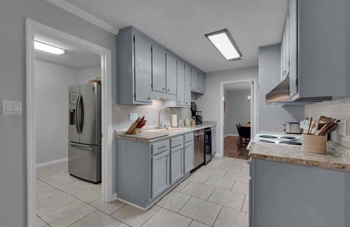 Northeast Pensacola House | Quiet Retreat | Close to Dwntn PNS & Beachs