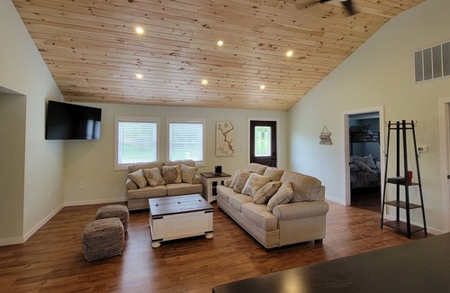 Monticello Cottage | Quiet retreat in Monticello on Lake Shafer with dock and jet ski lift!