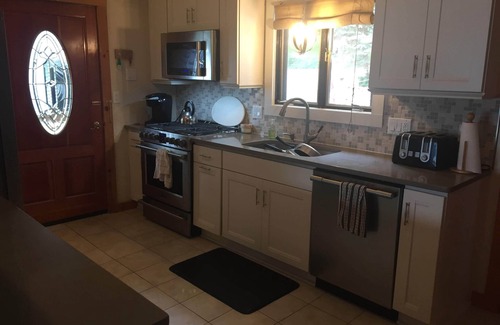 Conesus House | Quiet retreat on Conesus Lake, Private Beach!