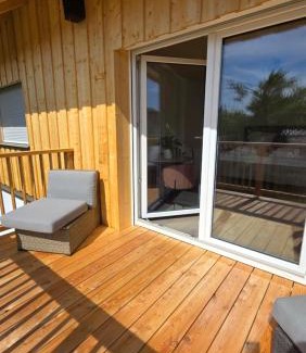 Peissenberg House | Quiet Room with Balcony