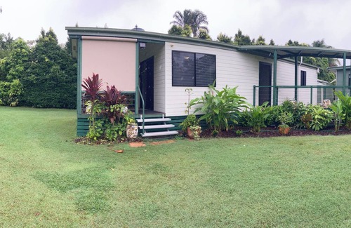 Cooloola Cove Cottage | Quiet Rural Retreat close to Tin Can Bay and Rainbow Beach