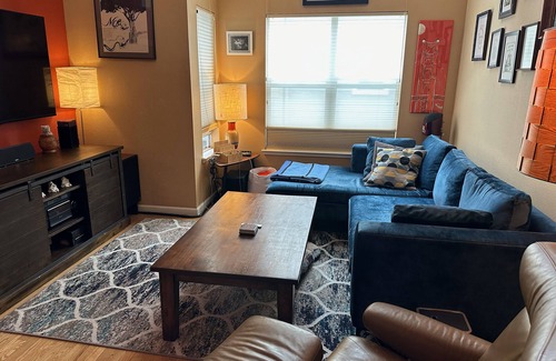 Downtown San Francisco House | Quiet, Secure, and Well-Equipped Townhouse in Central Soma
