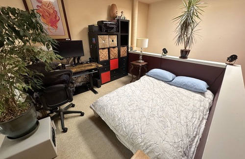 Downtown San Francisco House | Quiet, Secure, and Well-Equipped Townhouse in Central Soma