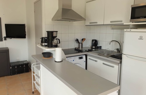 Cambo-les-Bains Apartment | Quiet T2 3* - near town center - ideal for curists and vacationers