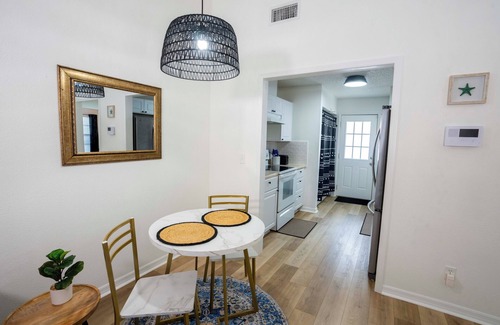Tarpon Springs House | Quiet Tarpon Springs Unit Close to All the City has to offer!