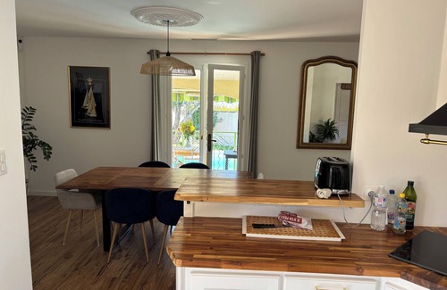 Marsillargues Villa | Quiet villa with pool close to the sea