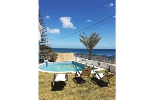 Kerkouane Apartment | Quiet villa with pool