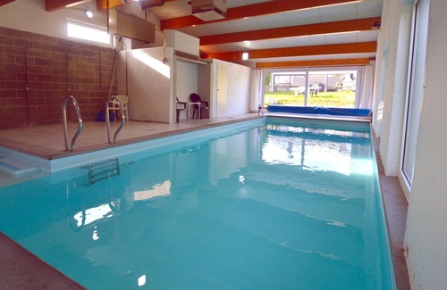 Awagne Cottage | Quietly located holiday home with heated indoor pool