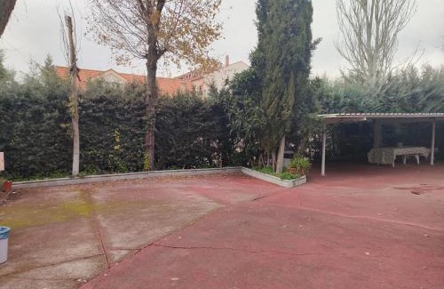 Sevilla la Nueva House | QUINTA Da BOTICA