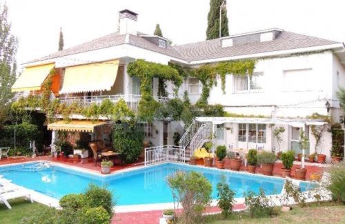 Sevilla la Nueva House | QUINTA Da BOTICA