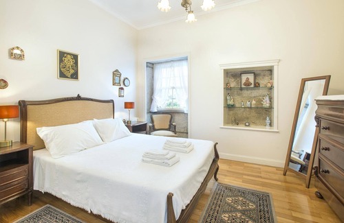 Fontao Villa | Quinta da Palma - Four Bedroom Villa, Sleeps 8