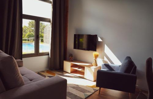 Moncao House | Quinta das Vianas - Casas do Picadeiro