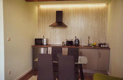 Moncao House | Quinta das Vianas - Casas do Picadeiro
