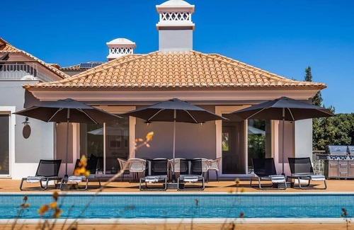 Almancil Villa | Quinta do Lago Villa With Elite Club Amenities
