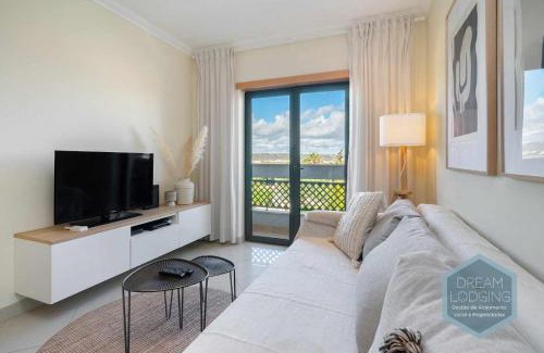 Vale de Carro Apartment | Quinta do Pinheiro Residence AN Dream Lodging
